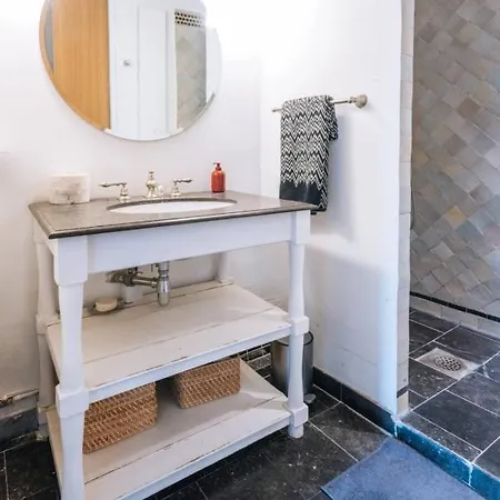 Bright&spacious 1bd Appartement