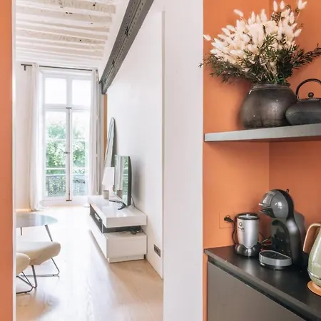Bright&spacious 1bd Apartment