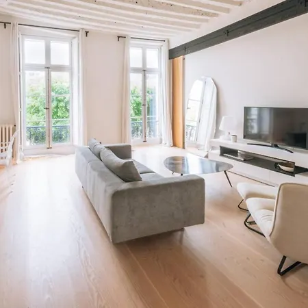 Bright&spacious 1bd Apartment